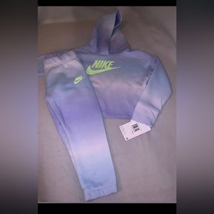 Toddler Nike sweatsuit